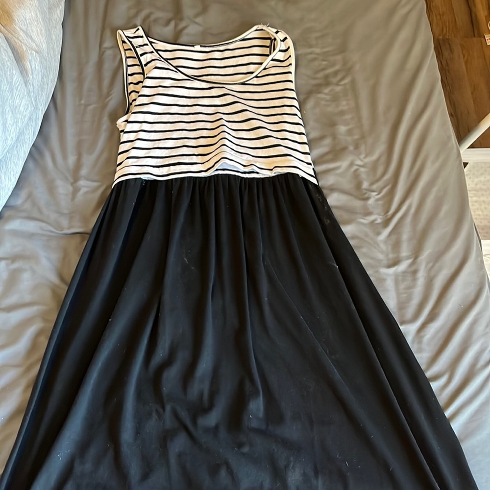 Maternity/nursing dress